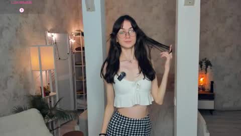 Amy online show from November 7, 7:52 pm