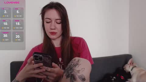 Snapshot of demiamour chatting on September 14, 9:51 am Demi. not your babybabebb and other shit online show from September 14, 9:51 am