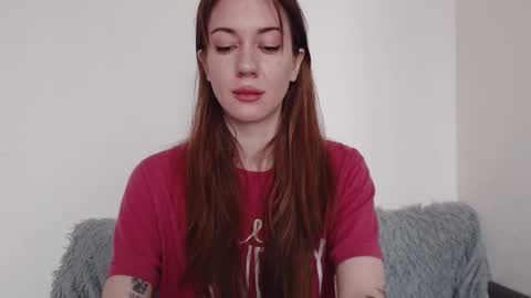 Snapshot of demiamour chatting on October 4, 9:04 am Demi. not your babybabebb and other shit online show from October 4, 9:04 am