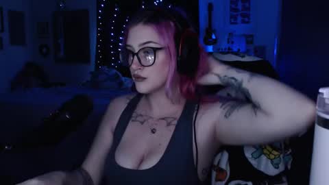 Snapshot of demongf chatting on March 5, 4:35 am Demoness Mina online show from March 5, 4:35 am