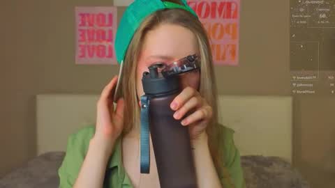 Emma online show from January 8, 6:45 pm