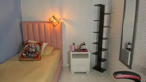 D E N I S  online show from November 26, 2:56 am