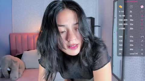 D E N I S  online show from October 17, 2:53 pm