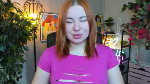 LAYLA online show from November 10, 7:47 am