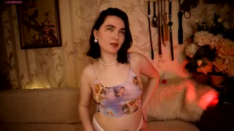 Snapshot of dia__diana chatting on February 20, 8:28 am Diana Di Honey online show from February 20, 8:28 am