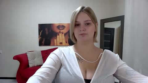 Diane Mills online show from November 12, 8:07 pm