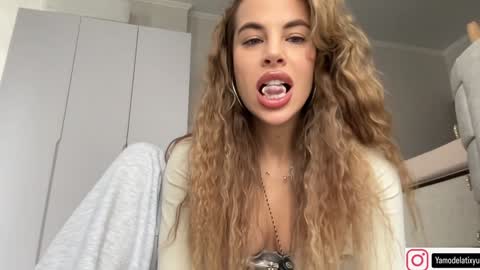 Tanya online show from September 29, 10:09 am