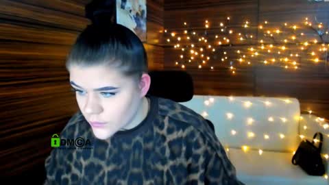 Dilyanude in pvt online show from February 8, 10:18 am