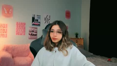 Sara Connor online show from February 16, 1:11 pm