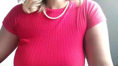 diosadeluniverso_ online show from September 16, 12:29 am