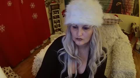 Alexxa online show from December 29, 8:37 pm