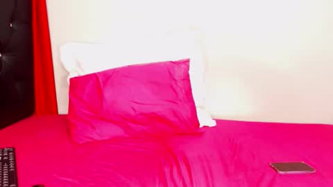 divinebooty93 online show from October 4, 11:16 am