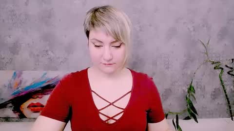 djullia online show from January 16, 7:15 am