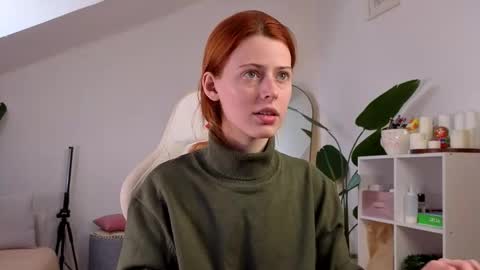 Your doll Lesli online show from October 17, 9:34 am