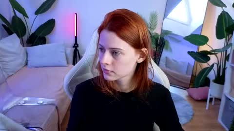 Your doll Lesli online show from November 8, 10:09 am