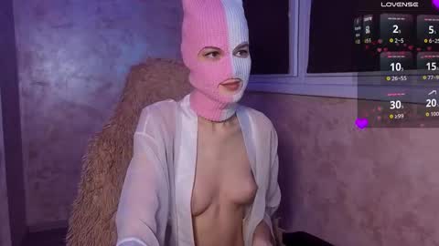 domiiniicana online show from November 13, 8:30 pm