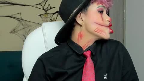 Snapshot of dominick_joness chatting on October 12, 4:26 am Dominick  online show from October 12, 4:26 am