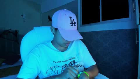 Snapshot of dominick_joness chatting on October 14, 4:59 am Dominick  online show from October 14, 4:59 am