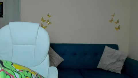 Snapshot of dominick_joness chatting on September 18, 10:19 pm Dominick  online show from September 18, 10:19 pm