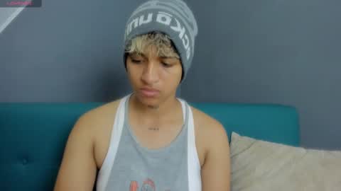 Snapshot of dominick_joness chatting on March 8, 7:18 pm Dominick  online show from March 8, 7:18 pm