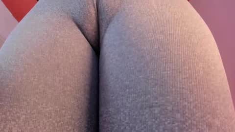 Paula DiazGMT-5 0730 - 1400 online show from February 11, 11:53 am