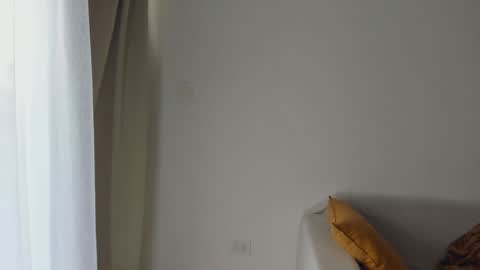 Donatella online show from March 11, 12:17 pm