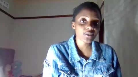 dora05191 online show from October 20, 8:01 pm