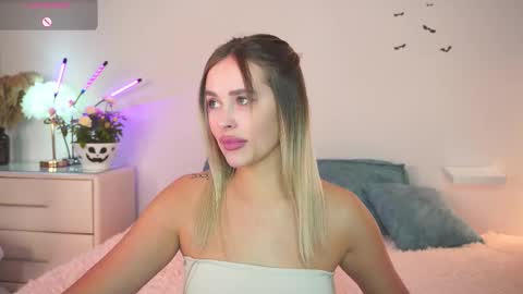 Amy online show from October 21, 10:41 am