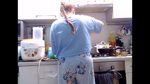 Snapshot of dorrie_ann chatting on January 27, 6:31 pm Dorrie Ann online show from January 27, 6:31 pm