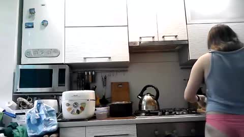 Snapshot of dorrie_ann chatting on March 3, 5:16 am Dorrie Ann online show from March 3, 5:16 am