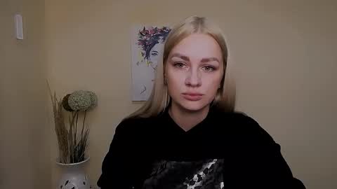 Snapshot of dream_dolly_ chatting on September 27, 2:57 pm dream_dolly_ online show from September 27, 2:57 pm