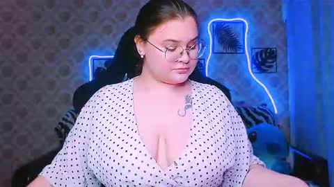 dreamforyoue2 online show from November 15, 5:58 pm