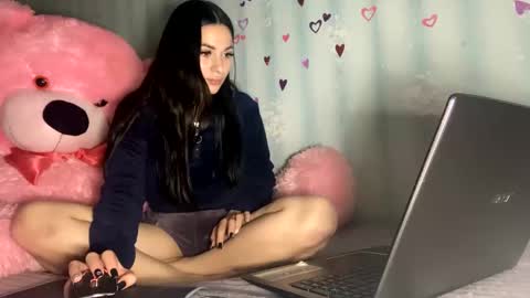 Karina online show from December 12, 3:05 pm