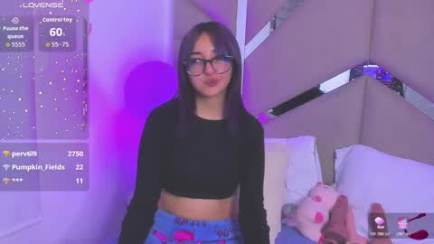 dreammy_kitty online show from January 5, 5:27 pm