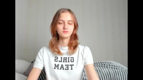 dreamy_pollyyy online show from November 9, 6:37 pm