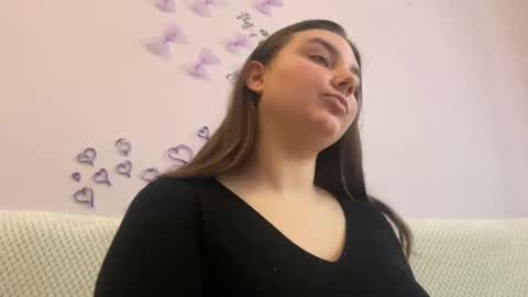 Mila online show from March 3, 8:10 am