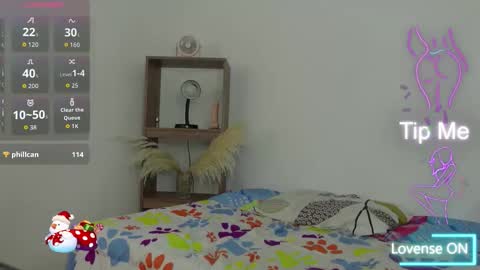 Dreyna  online show from December 15, 3:28 pm