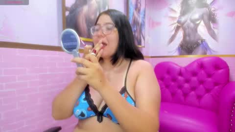 Dulce  online show from September 27, 11:39 am