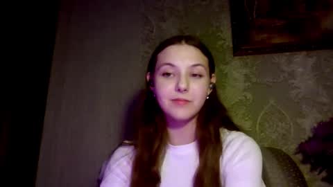 Yuni online show from March 3, 5:30 pm