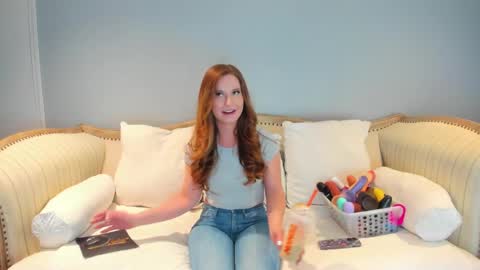 Allison online show from February 10, 3:32 pm