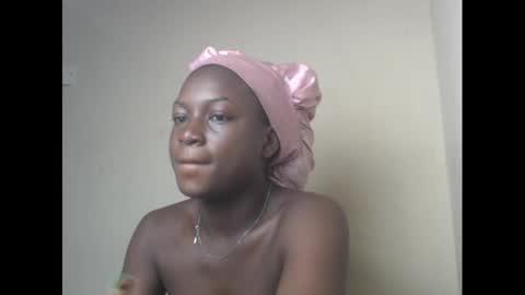 eatuupx online show from January 10, 7:46 am