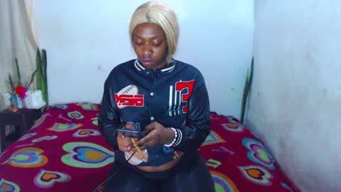 chayna smith online show from March 3, 11:23 pm