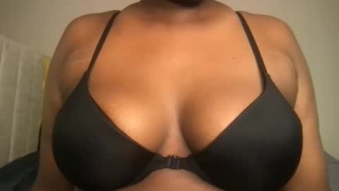 ebony_glory online show from November 10, 9:54 pm