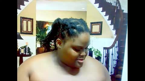 ebonyhotbuns4u2luv online show from February 27, 7:04 pm