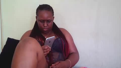 Snapshot of ebonyletty chatting on September 15, 8:33 am ebonyletty online show from September 15, 8:33 am