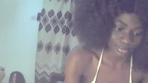 queen online show from October 5, 3:06 pm