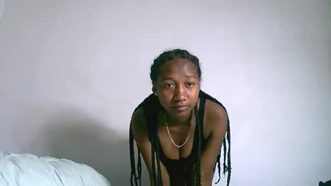 edinaah online show from December 15, 9:25 am