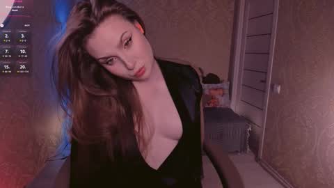 eesmaaarr online show from October 7, 10:58 pm