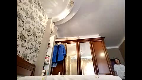 Snapshot of effy007 chatting on March 3, 9:49 am Effy online show from March 3, 9:49 am