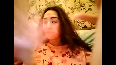 Snapshot of effy007 chatting on October 27, 2:23 pm Effy online show from October 27, 2:23 pm